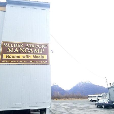 Valdez Airport Mancamp酒店 外观 照片