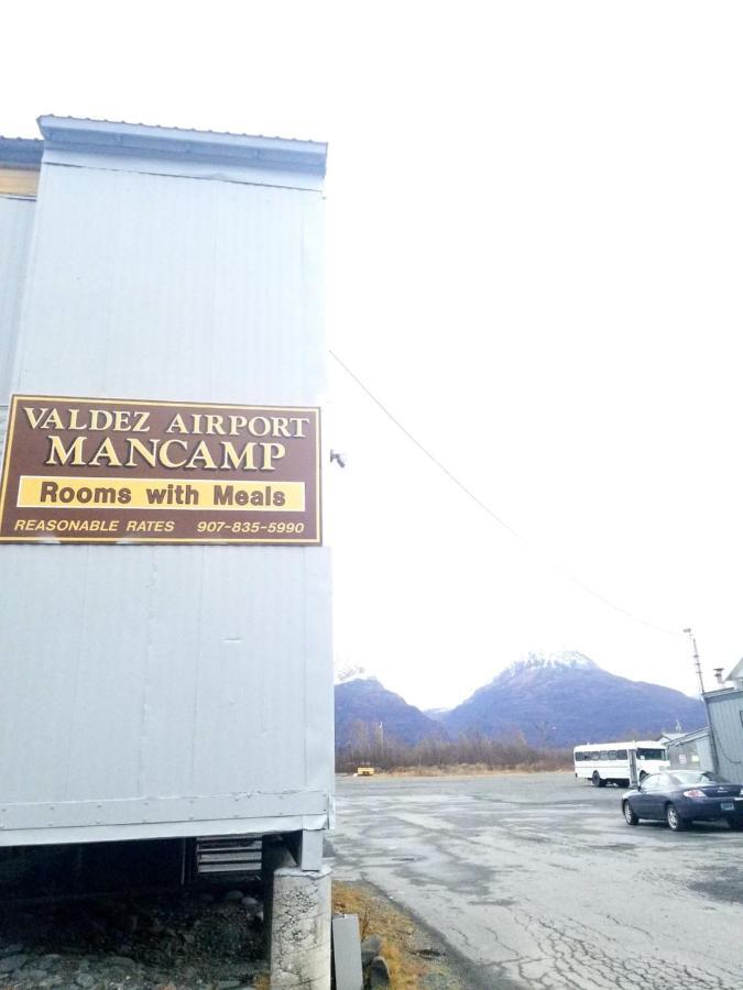 Valdez Airport Mancamp酒店 外观 照片